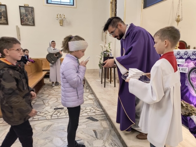 Poświęcenie książeczek do nabożeństwa